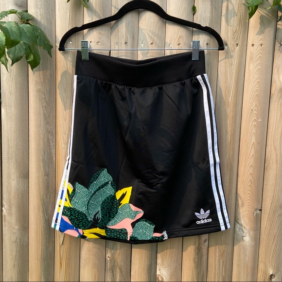 Adidas Originals Women’s HER London Studio Skirt - Picture 6 of 13